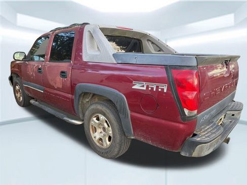 Used 2004 Chevrolet Avalanche Z66 w/ Preferred Equipment Group image 16