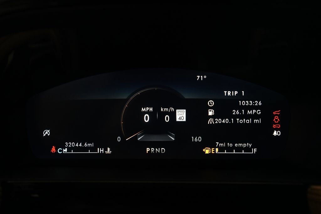 Used 2022 Lincoln Corsair Reserve w/ Equipment Group 201A AWD/4WD image 2
