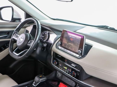 Used 2023 Nissan Rogue SV w/ SV Premium B Package FWD image 26