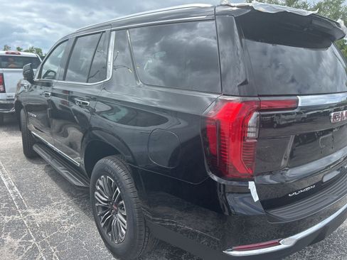 New 2026 GMC Yukon Elevation image 5