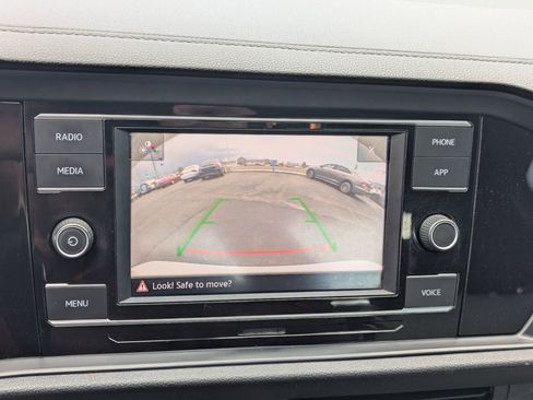 Used 2021 Volkswagen Jetta FWD image 22