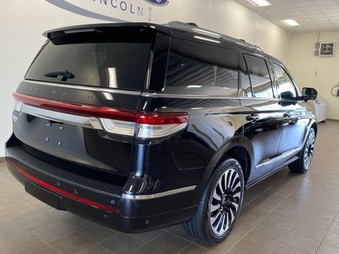 Certified 2024 Lincoln Navigator Black Label AWD/4WD image 7