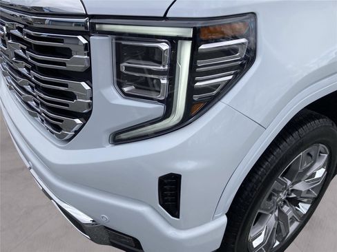 New 2026 GMC Sierra 1500 Denali w/ Denali Reserve Package image 10