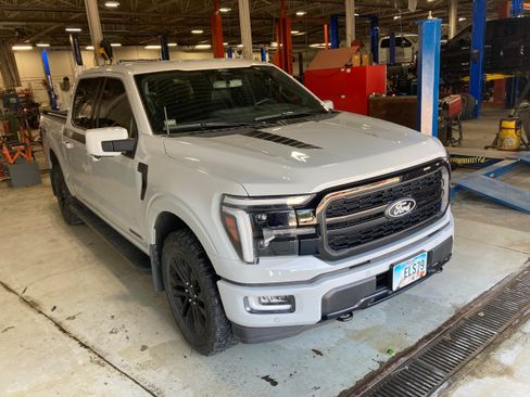 Used 2024 Ford F150 Lariat w/ Equipment Group 502A High AWD/4WD image 3
