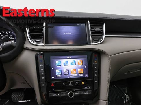 Used 2023 INFINITI QX50 Luxe AWD/4WD image 19