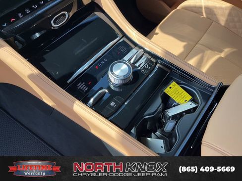 New 2026 Jeep Grand Cherokee L Summit AWD/4WD image 10
