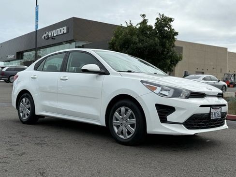 Used 2021 Kia Rio LX image 8