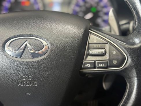 Used 2014 INFINITI Q50 Hybrid w/ Deluxe Technology Package RWD image 34