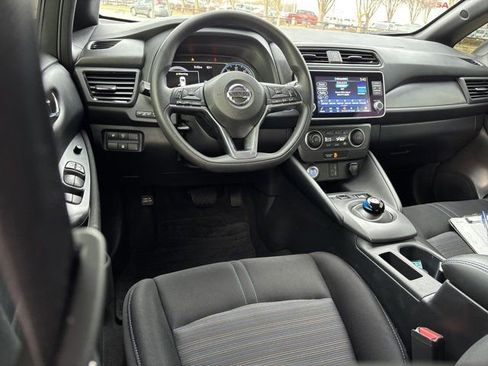 Used 2022 Nissan Leaf S image 17
