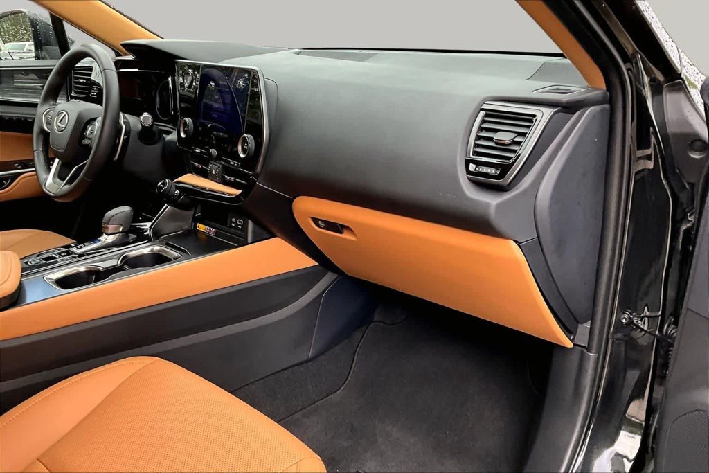 Used 2025 Lexus NX 350 AWD w/ Premium Package image 18