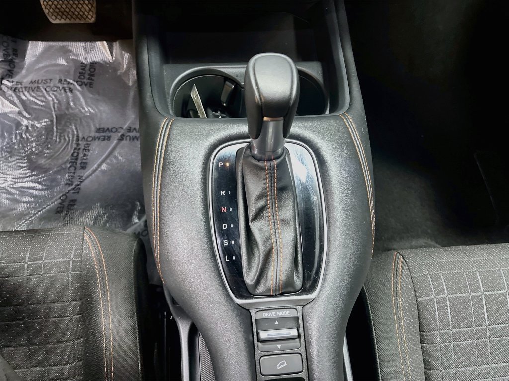 Used 2025 Honda HR-V Sport image 16
