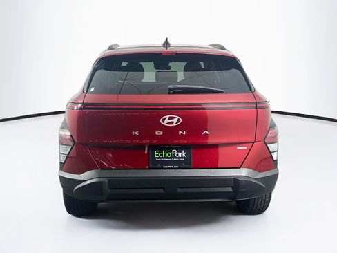 Used 2024 Hyundai Kona SEL AWD/4WD image 7