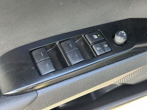 Used 2025 Toyota Camry XSE image 19