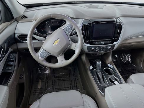 Used 2019 Chevrolet Traverse Premier AWD/4WD image 23