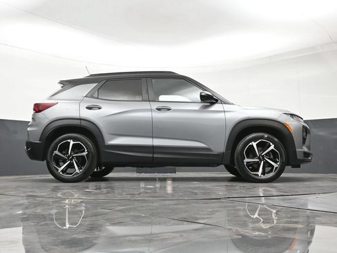 Certified 2023 Chevrolet TrailBlazer RS w/ Convenience Package AWD/4WD image 29
