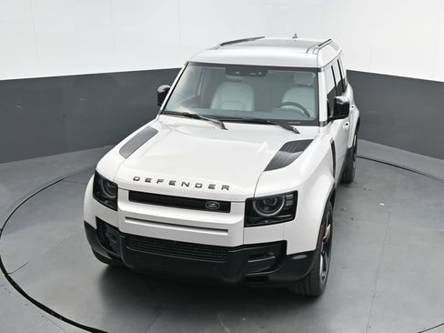 New 2026 Land Rover Defender 110 X-Dynamic SE AWD/4WD image 40
