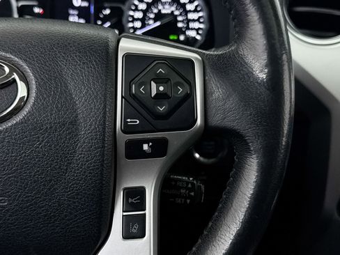 Used 2020 Toyota Tundra Limited w/ Limited Premium Package AWD/4WD image 30