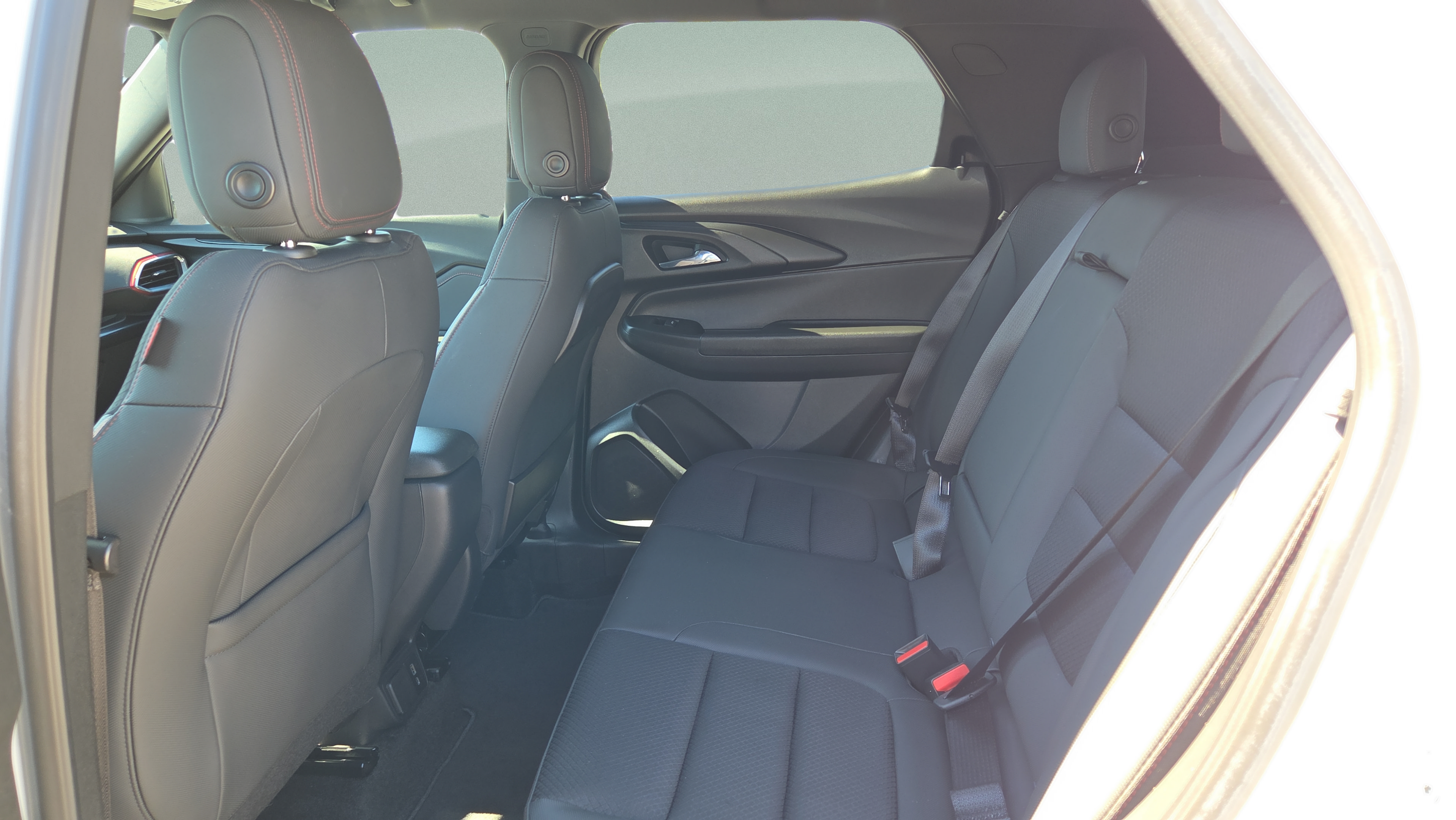 Used 2023 Chevrolet TrailBlazer RS w/ Convenience Package FWD image 11