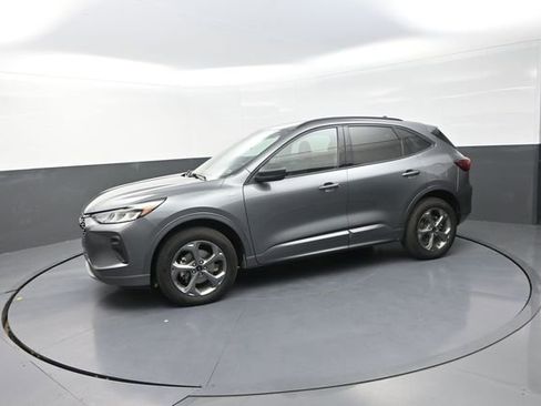 Used 2024 Ford Escape ST-Line AWD/4WD image 37