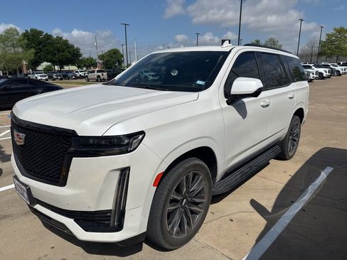 Used 2023 Cadillac Escalade Sport w/ LPO, Floor Liner Package image 2