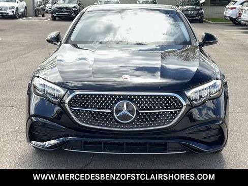 New 2026 Mercedes-Benz E 350 4MATIC Sedan image 8