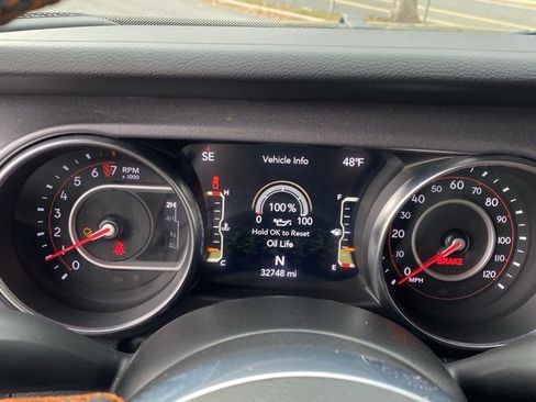 Used 2021 Jeep Gladiator Mojave w/ Safety Group image 18