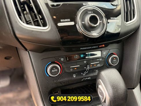 Used 2018 Ford Focus SEL FWD image 14