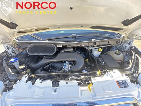 Used 2018 Ford Transit 250 250 T250 Low Roof Cargo w/ Exterior Upgrade Package image 26