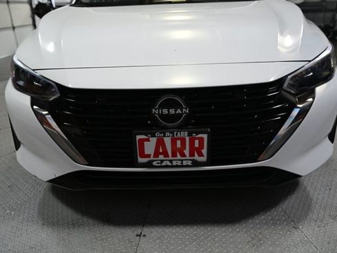 Used 2024 Nissan Sentra SV FWD image 17
