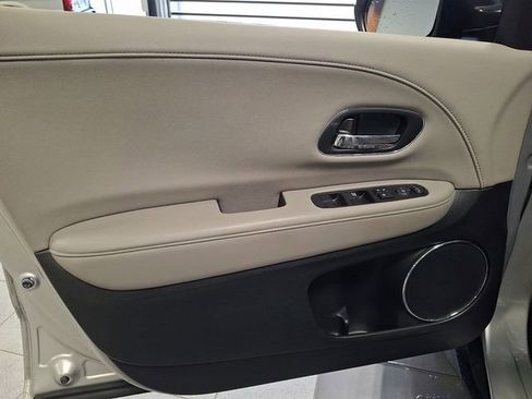 Used 2016 Honda HR-V EX-L image 14