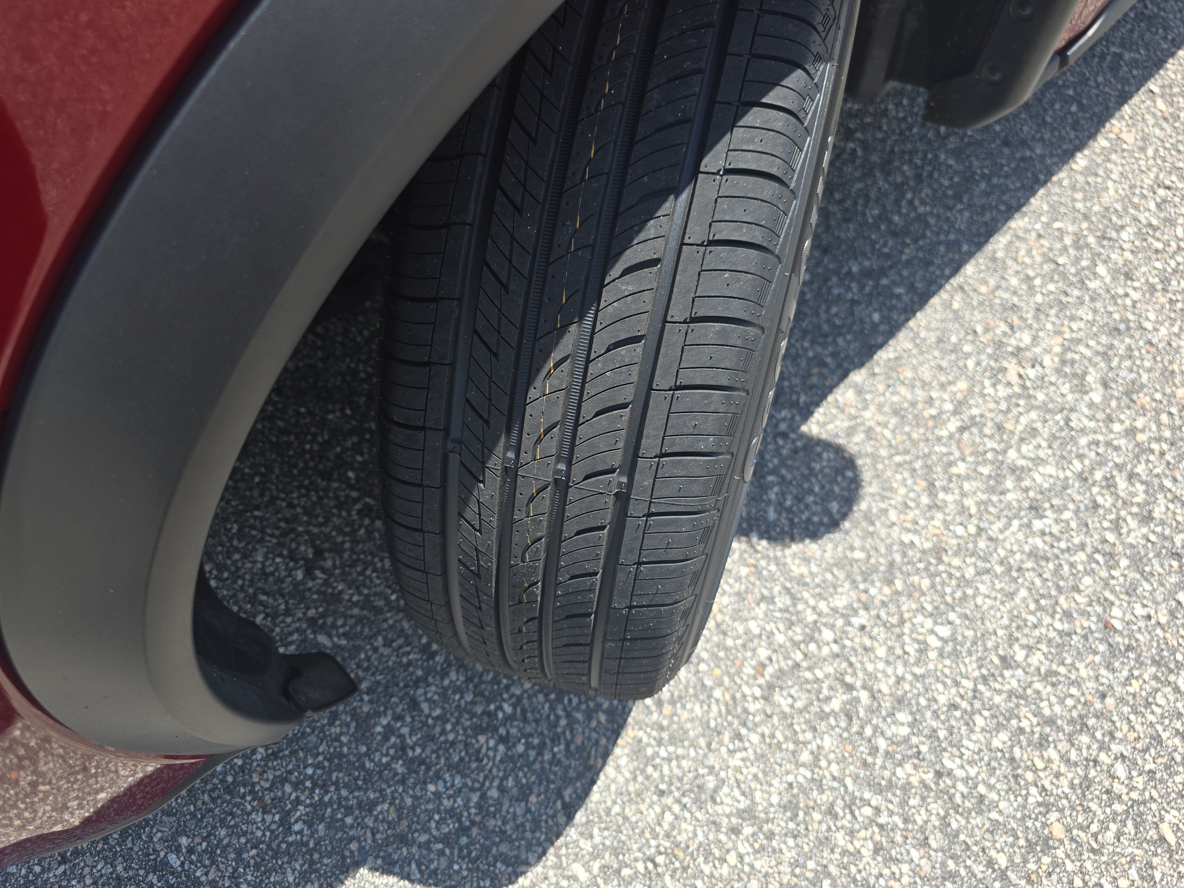 Used 2025 Nissan Rogue SV AWD/4WD image 29