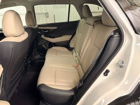 Used 2024 Subaru Outback Limited AWD/4WD image 9