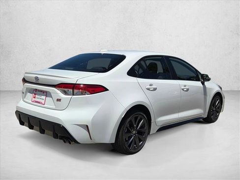 Certified 2024 Toyota Corolla SE w/ SE Premium Package FWD image 5