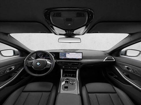 Used 2025 BMW 330i Sedan w/ Convenience Package RWD image 12
