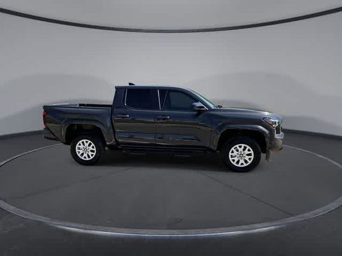 Certified 2026 Toyota Tacoma SR5 RWD image 9