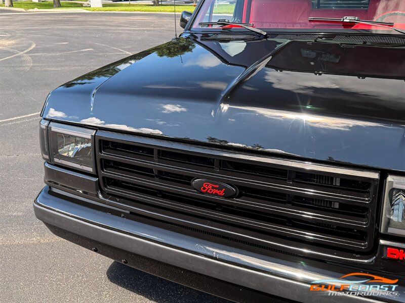 Used 1987 Ford F350 2WD Regular Cab image 4