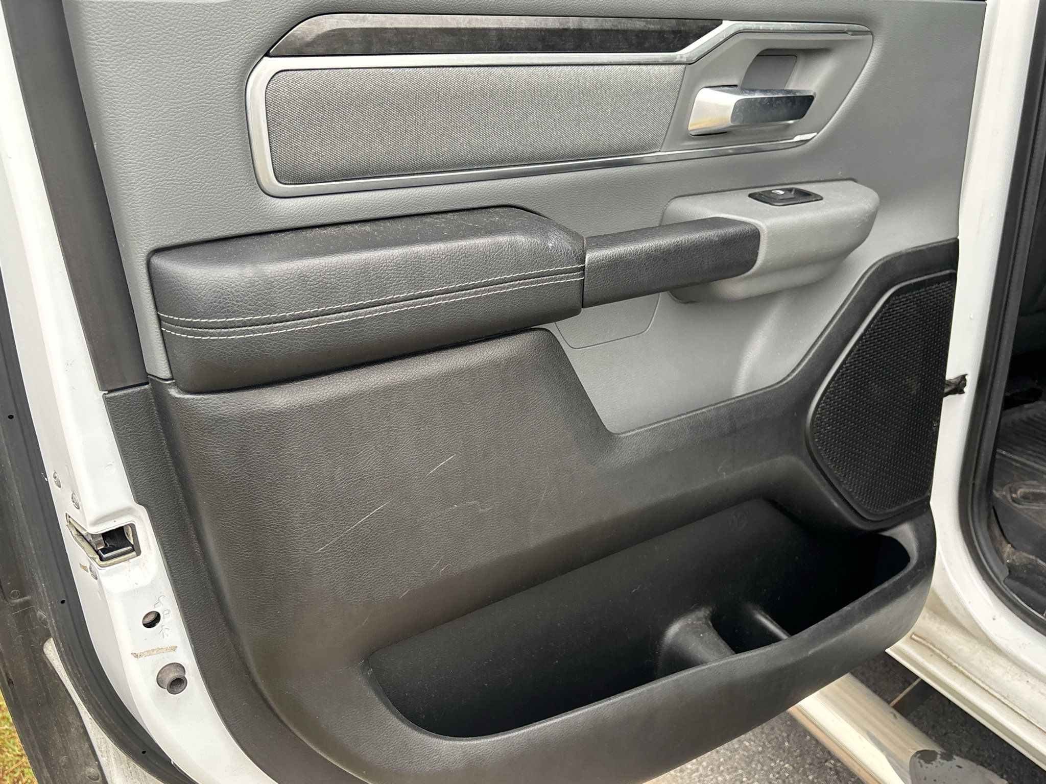Used 2019 RAM 1500 Big Horn RWD image 6