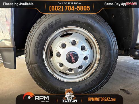 Used 2017 GMC Sierra 3500 2WD Crew Cab w/ Sierra Convenience Package image 30