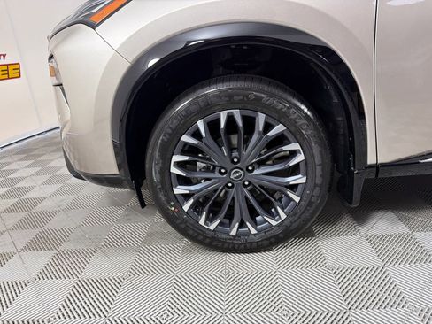 New 2026 Nissan Rogue Platinum w/ Platinum Premium Package image 10