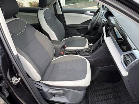 New 2026 Volkswagen Taos SE AWD/4WD image 25