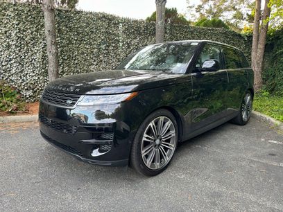 New 2025 Land Rover Range Rover Sport SE