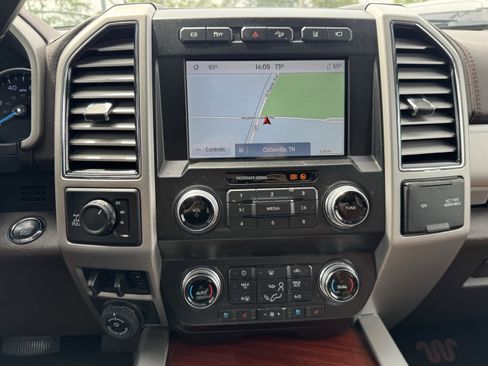 Used 2020 Ford F250 King Ranch w/ King Ranch Ultimate Package AWD/4WD image 20