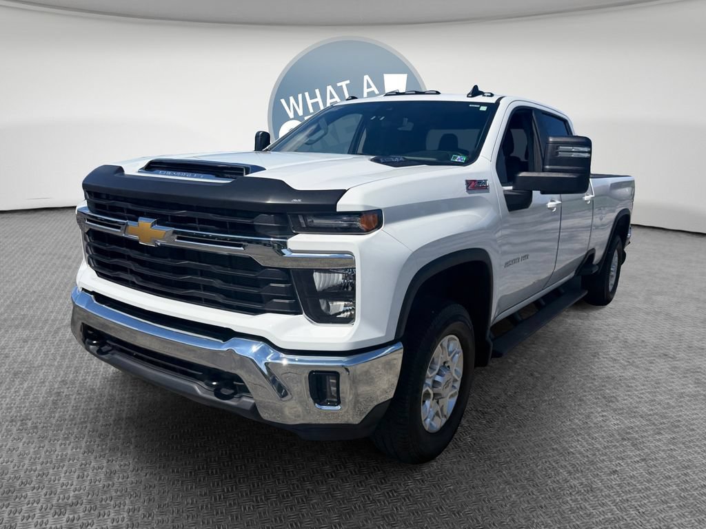 Certified 2024 Chevrolet Silverado 2500 LT w/ Convenience Package AWD/4WD image 8