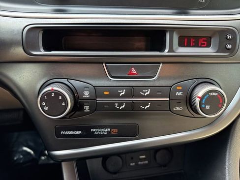 Used 2015 Kia Optima LX image 24