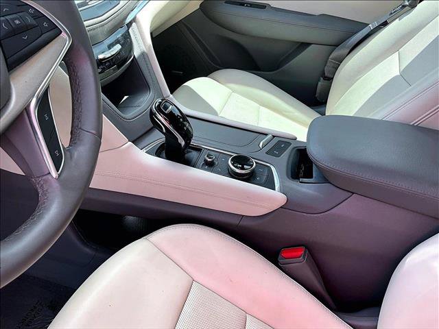 Certified 2023 Cadillac XT5 Premium Luxury FWD image 13