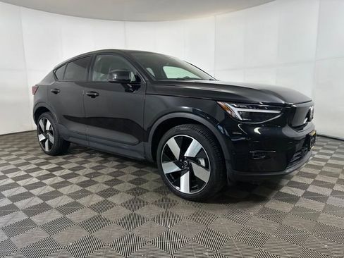 Used 2023 Volvo C40 P8 Recharge Ultimate image 2