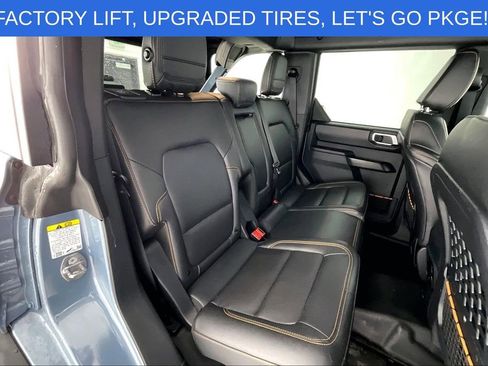 Used 2024 Ford Bronco Badlands w/ Sasquatch Package image 33
