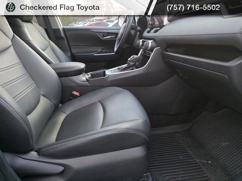 Used 2024 Toyota RAV4 XLE Premium image 45