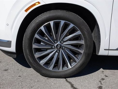 Used 2025 Hyundai Palisade Calligraphy image 5