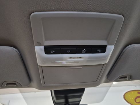 Used 2025 Nissan Altima 2.5 SV FWD image 33